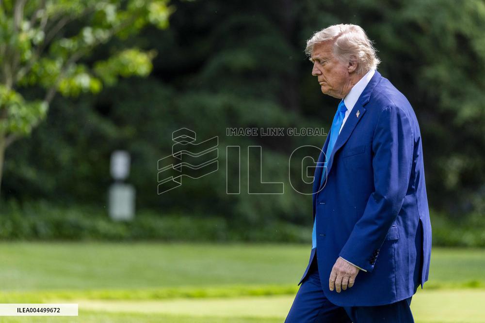 US President Donald J. Trump departs the White House for the weekend