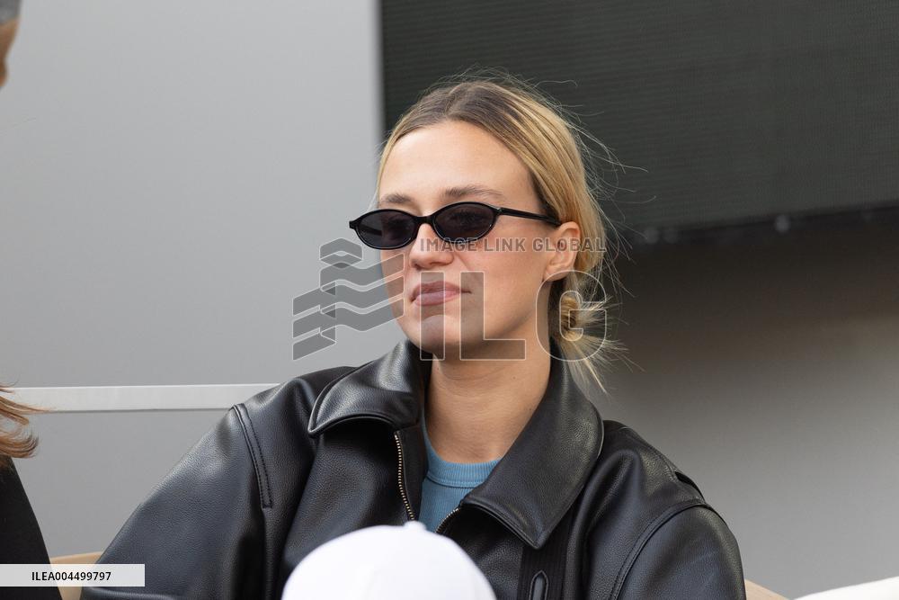 2025 French Open - Celebrities In Stand Day 13 NB