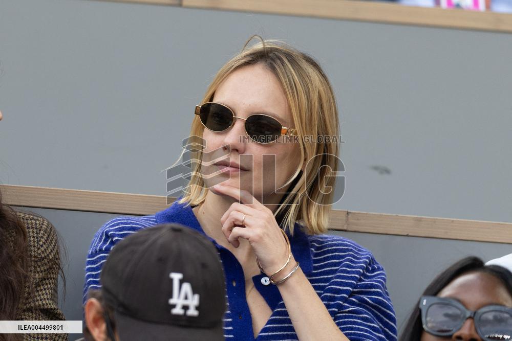 2025 French Open - Celebrities In Stand Day 13 NB