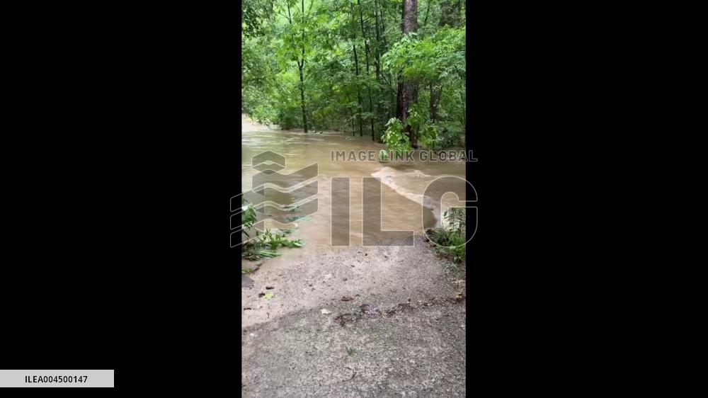 US: Flash Flooding Prompts Evacuations, Closures in Pittsburgh Area