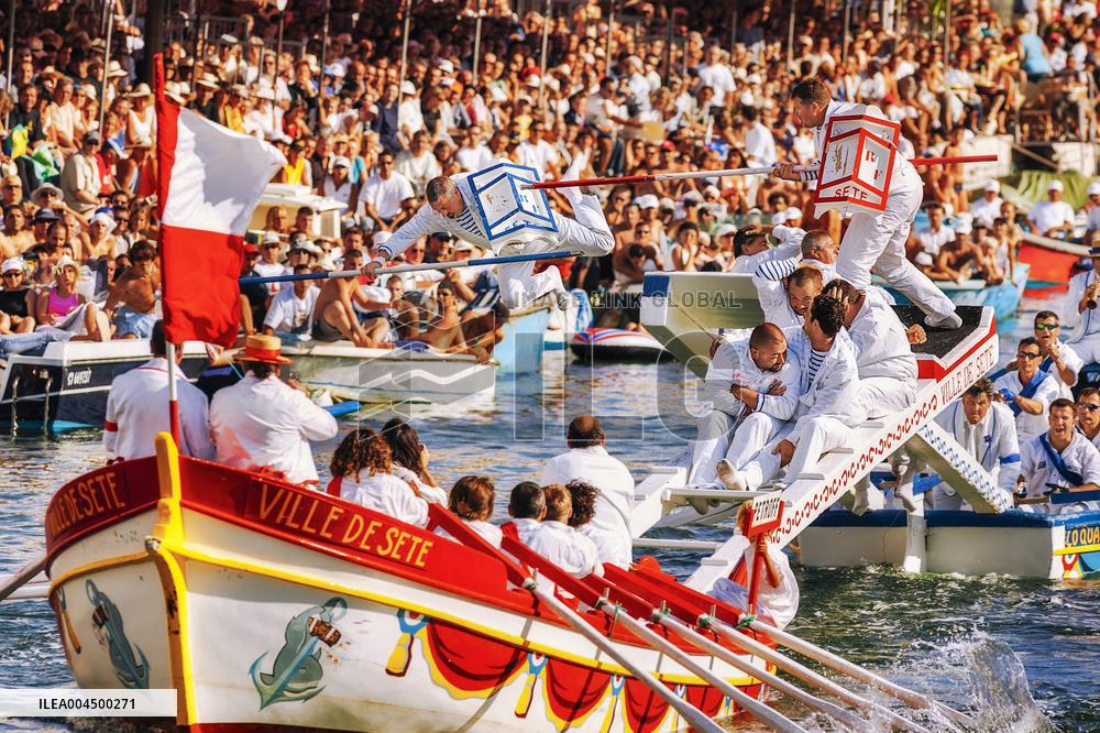 Illustration of the Town of Sete