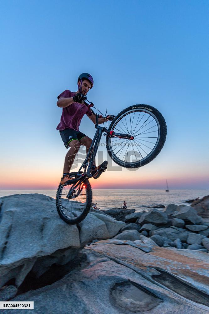 Illustration - Summer Activities