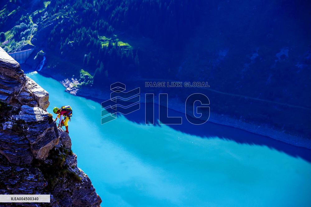 Illustration - Summer Activities