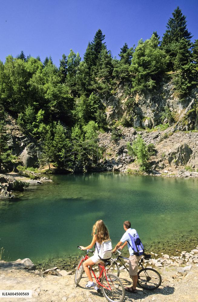 Illustration - Summer Activities