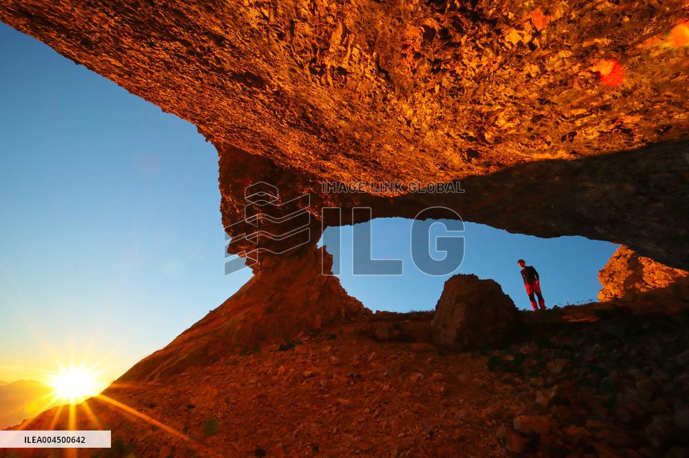 Illustration - Summer Activities