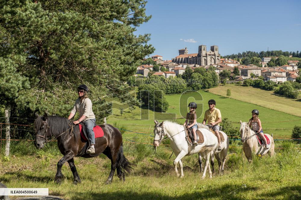 Illustration - Summer Activities