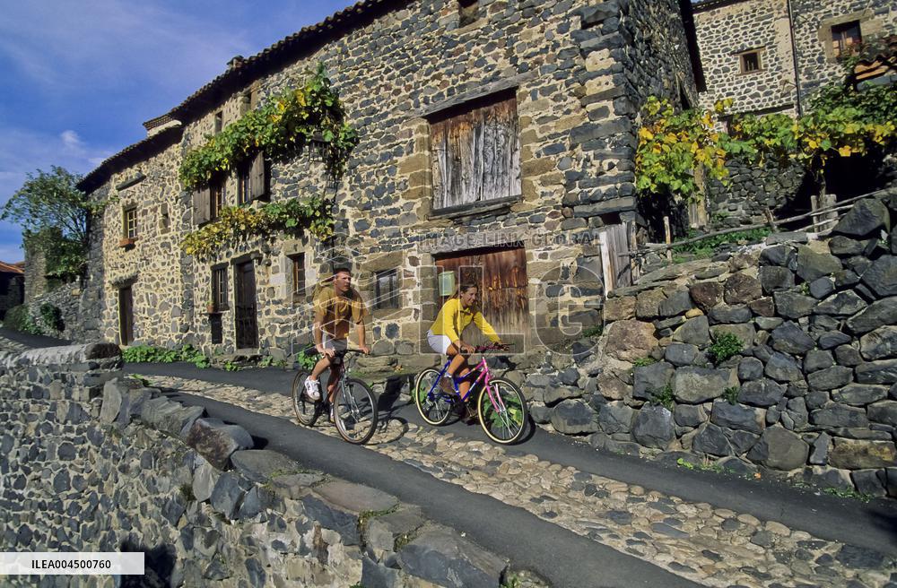 Illustration - Summer Activities