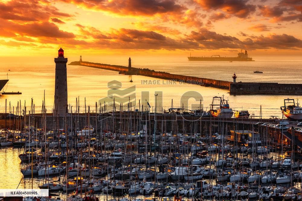 Illustration of the Town of Sete