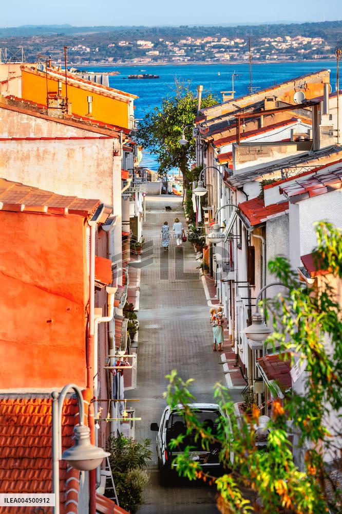 Illustration of the Town of Sete