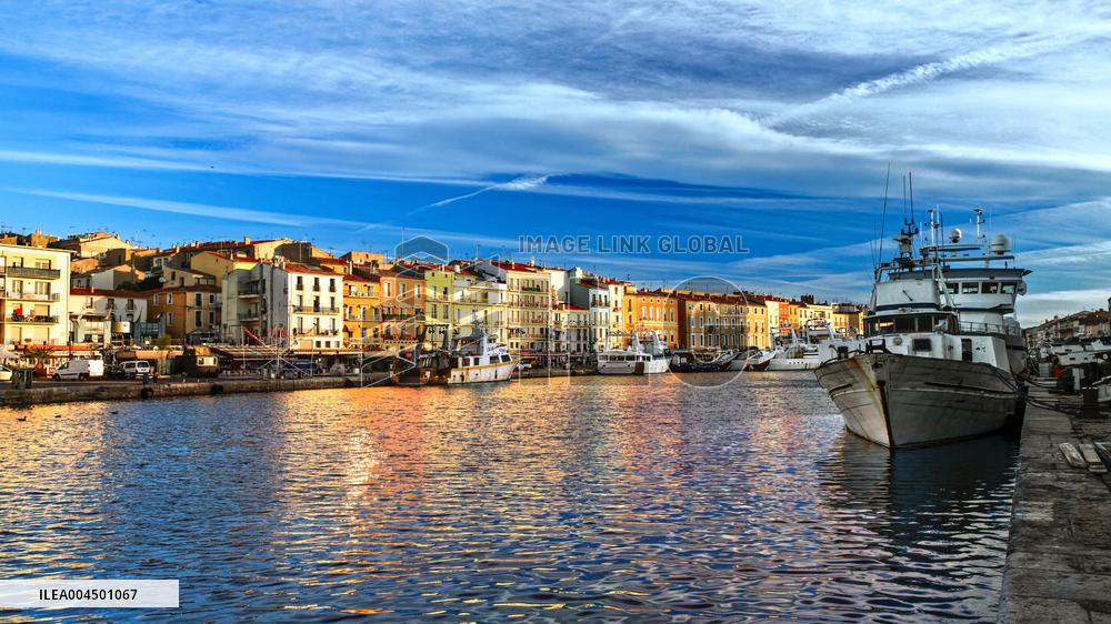 Illustration of the Town of Sete