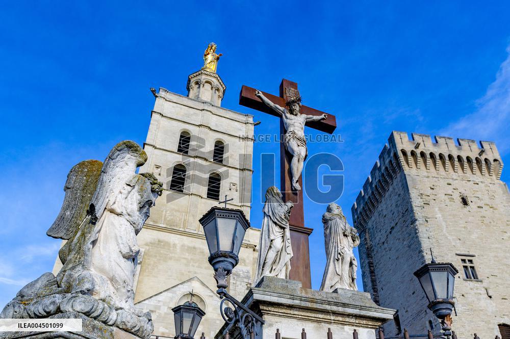 Illustration - Avignon