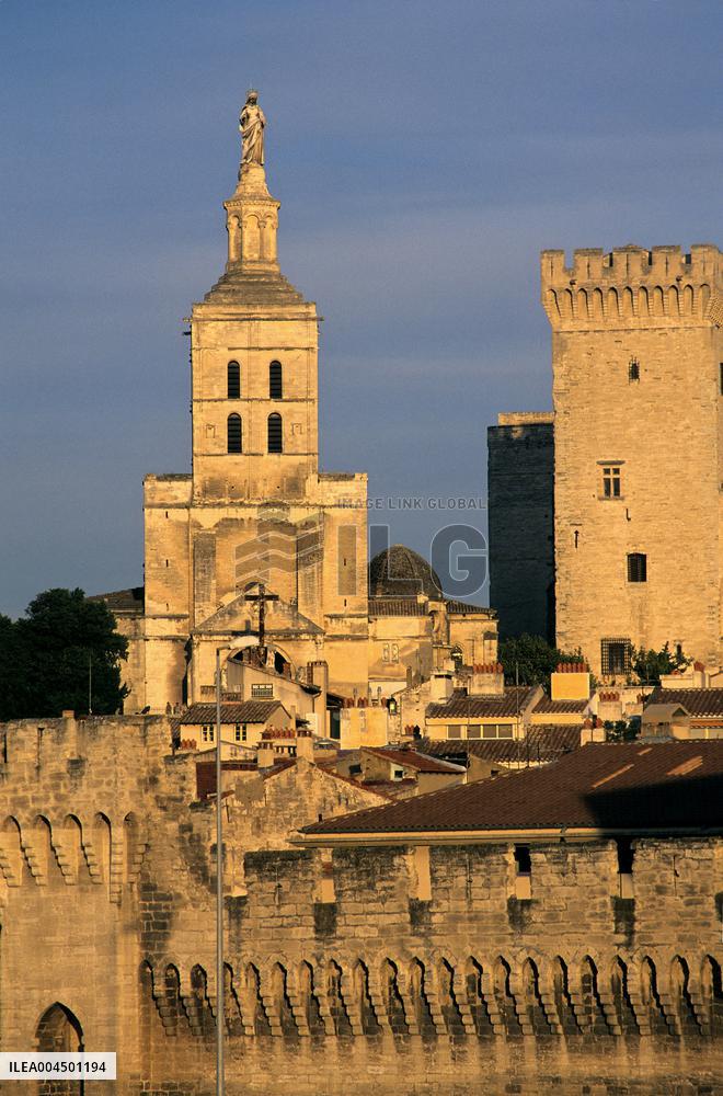 Illustration - Avignon