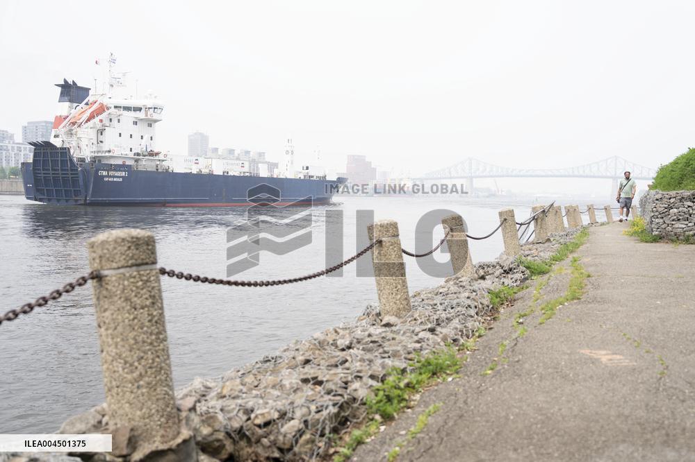 Wildfire Smoke Reaches Major Cities - Canada