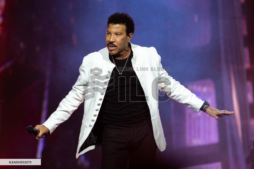 Lionel Richie Performs At O2 Arena - London