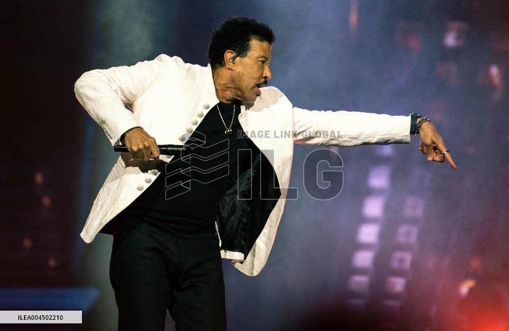 Lionel Richie Performs At O2 Arena - London