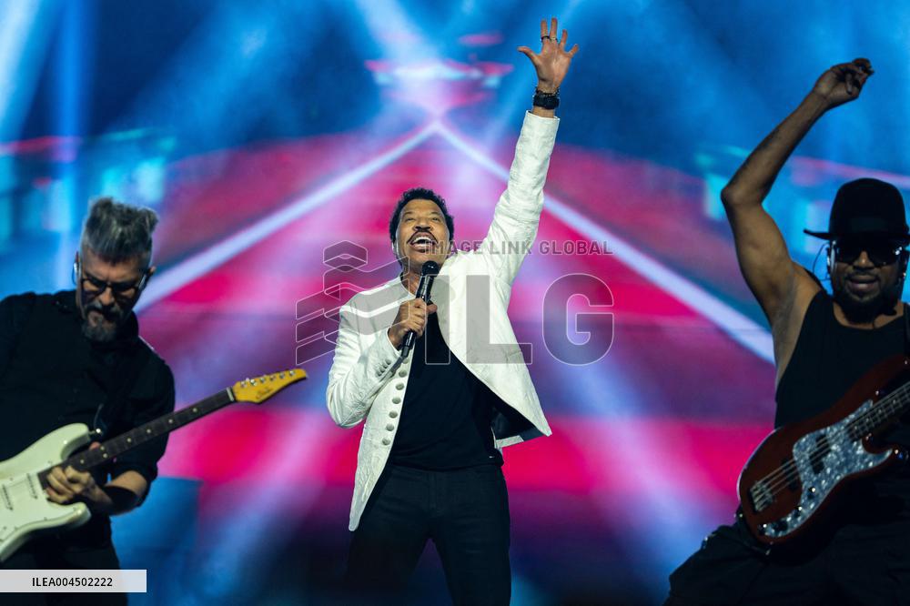 Lionel Richie Performs At O2 Arena - London