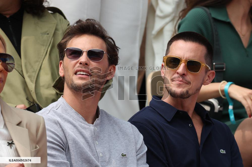 2025 French Open - Celebrities In Stand Day 14 NB