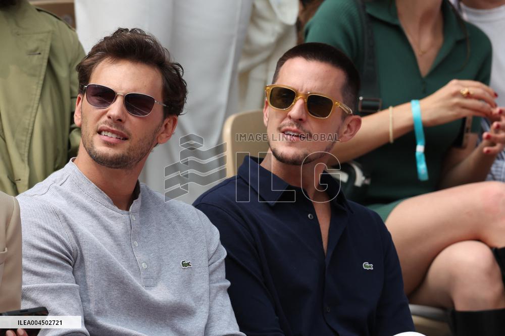 2025 French Open - Celebrities In Stand Day 14 NB