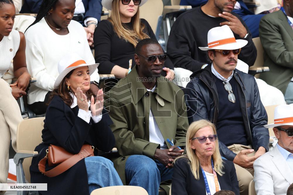 2025 French Open - Celebrities In Stand Day 14 NB