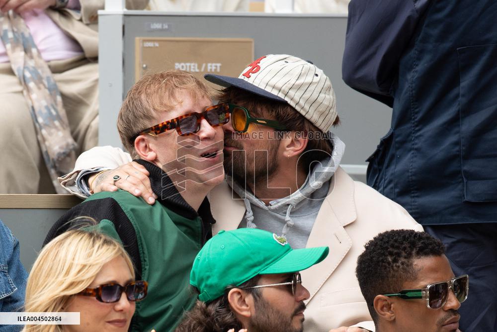 2025 French Open - Celebrities In Stand Day 14 NB