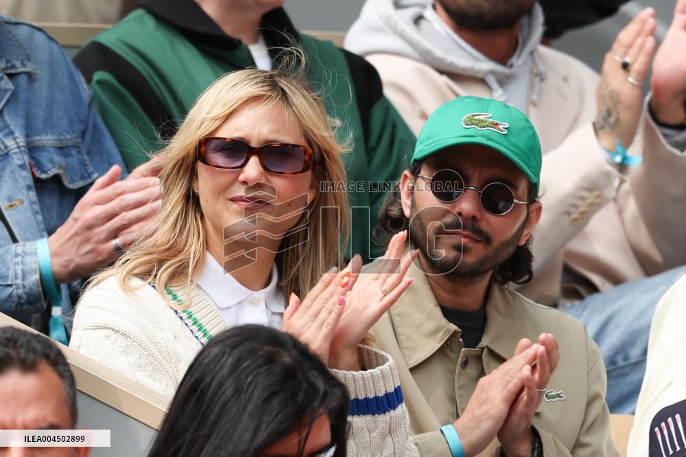 2025 French Open - Celebrities In Stand Day 14 NB