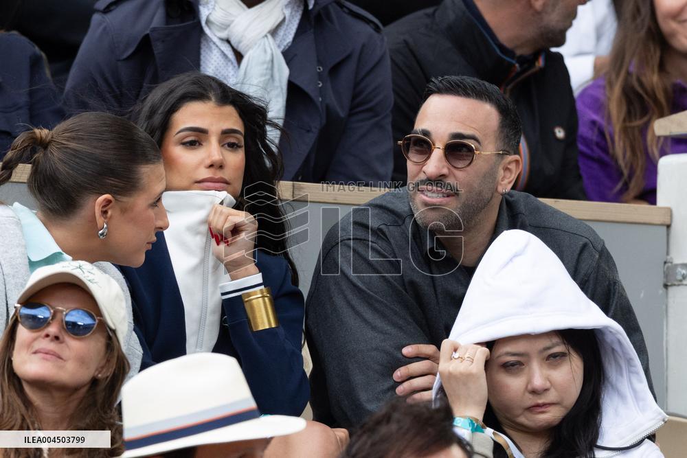 2025 French Open - Celebrities In Stand Day 14 NB