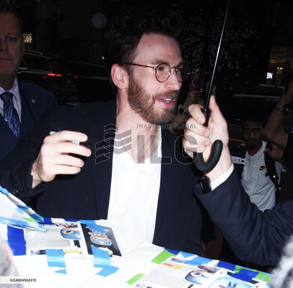 Chris Evans And Dakota Johnson At Materialists Premiere - NYC