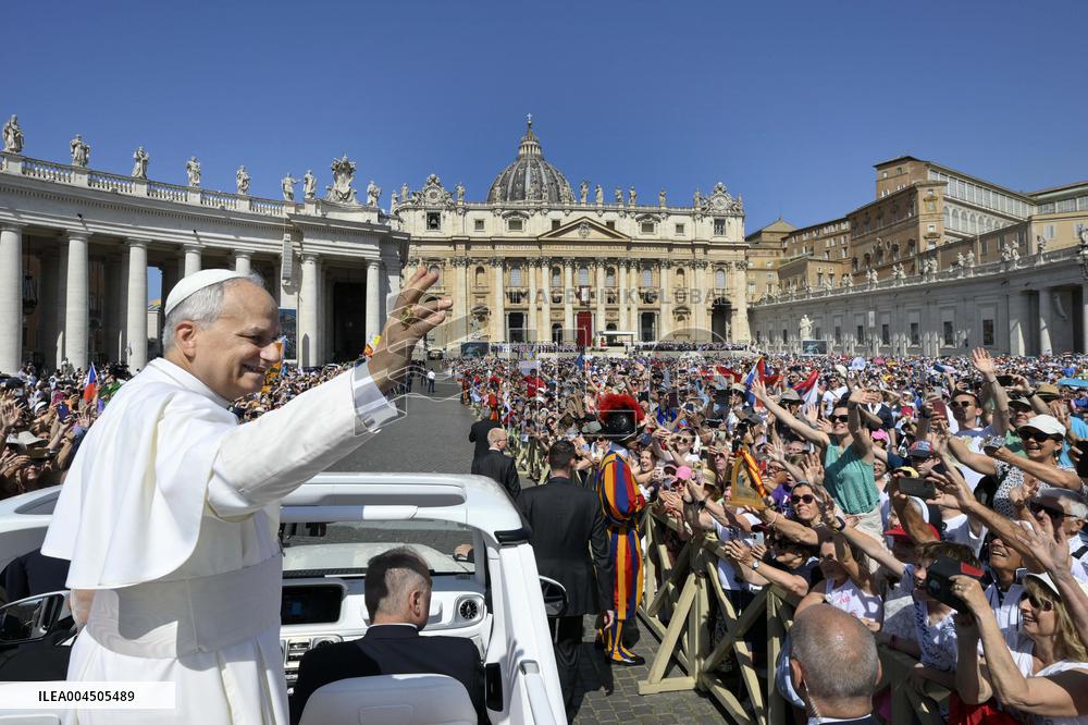 Pope Leo XIV Leads Holy Mass On The Solemnity Of Pentecost - Vatican