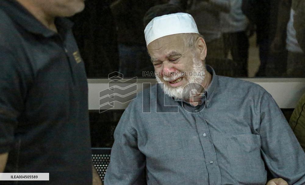 Two Injured And One Killed For Crossing Separation Wall - Palestine