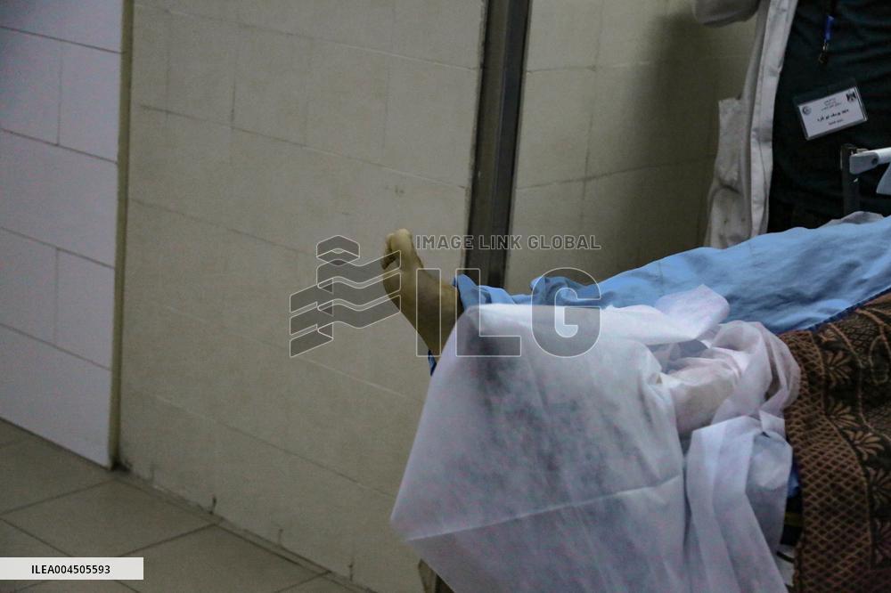 Two Injured And One Killed For Crossing Separation Wall - Palestine