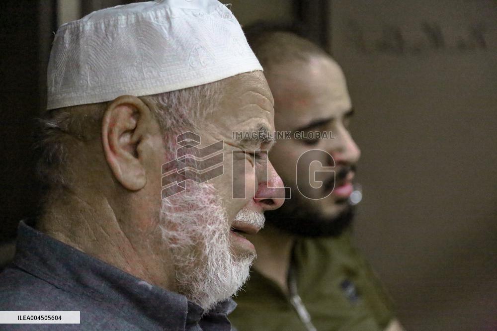 Two Injured And One Killed For Crossing Separation Wall - Palestine