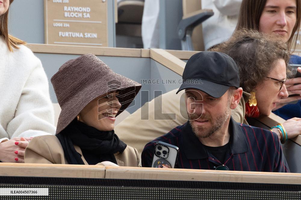 2025 French Open - Celebrities In Stand Day 15 NB