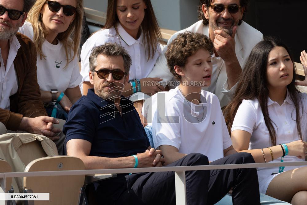 2025 French Open - Celebrities In Stand Day 15 NB