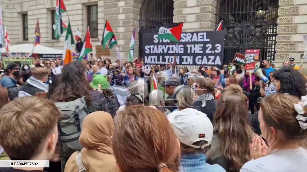 UK: Palestine and Climate Activists Gather Outside Foreign Office for Emergency Demonstration