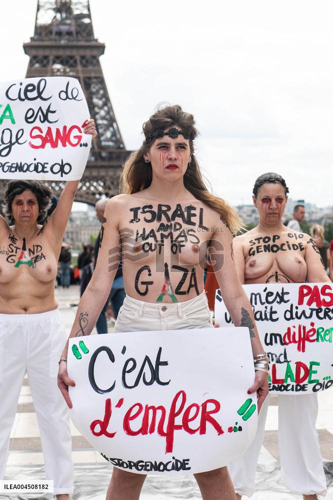 FEMEN Activists Protest Gaza Crisis at Trocadero - Paris