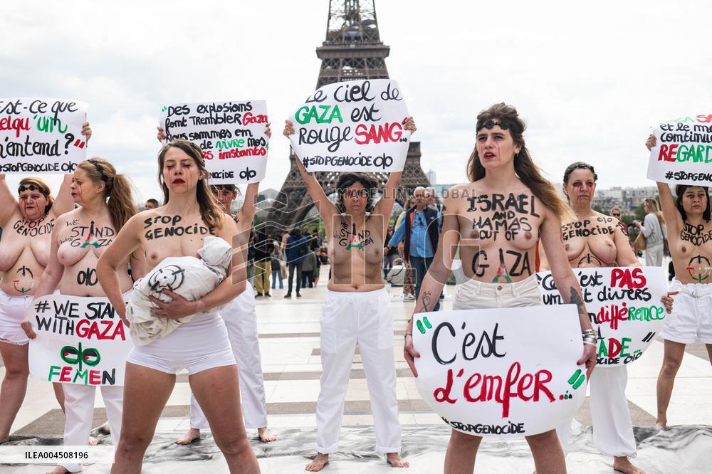 FEMEN Activists Protest Gaza Crisis at Trocadero - Paris