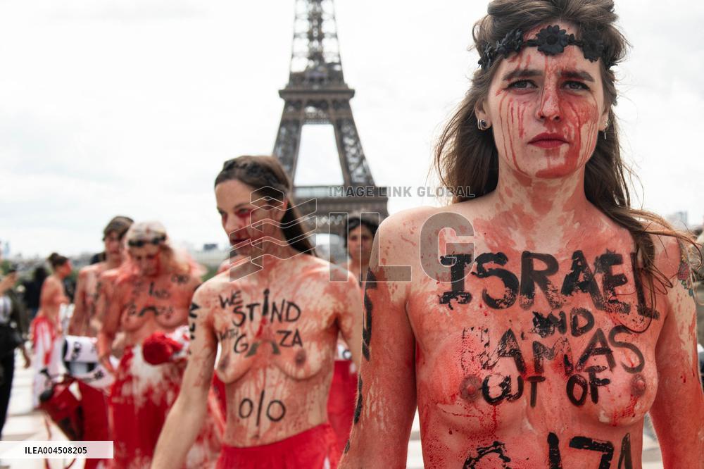 FEMEN Activists Protest Gaza Crisis at Trocadero - Paris