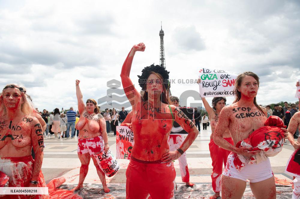 FEMEN Activists Protest Gaza Crisis at Trocadero - Paris