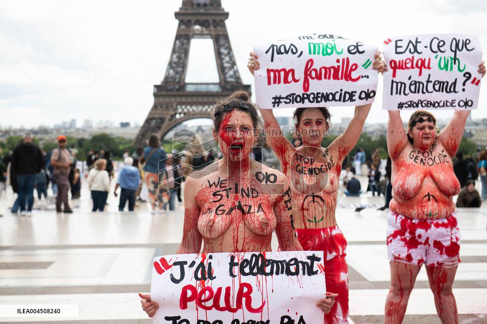 FEMEN Activists Protest Gaza Crisis at Trocadero - Paris