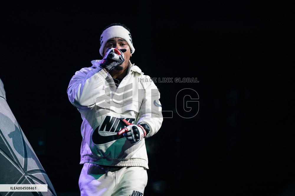 Myke Towers Live In London