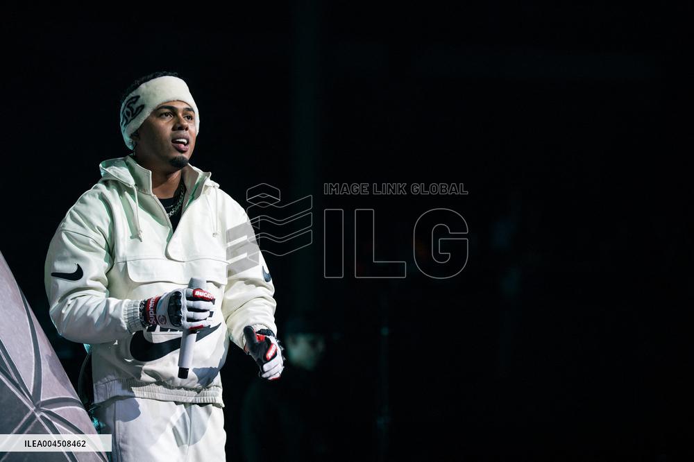 Myke Towers Live In London