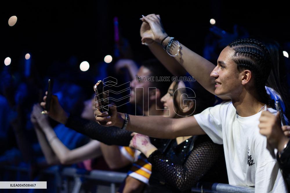 Myke Towers Live In London