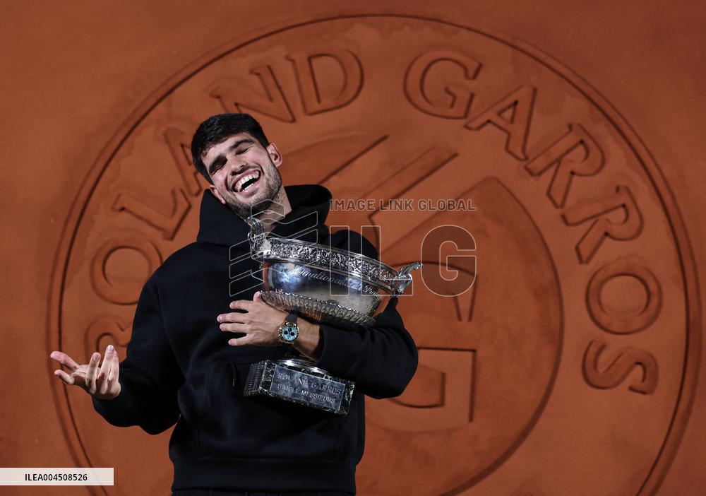 Carlos Alcaraz Celebrates with Coupe des Mousquetaires Trophy - Paris