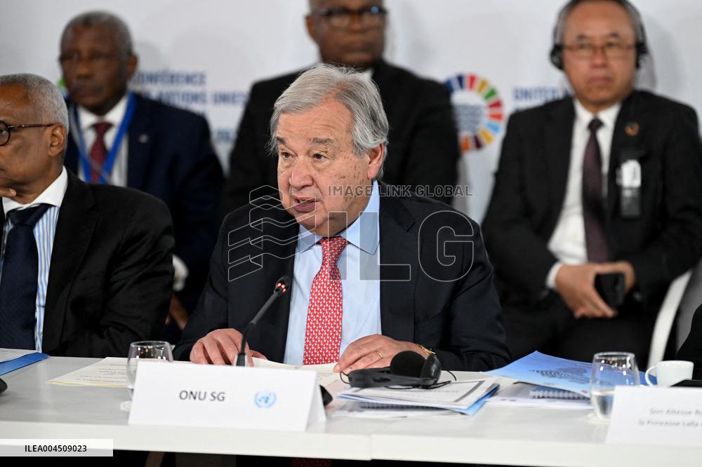 Macron and Princess Lalla Hasnaa Open Africa for the Ocean Panel at UNOC3 in Nice