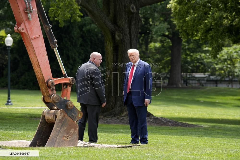 Donald Trump returns from Camp David - Washington