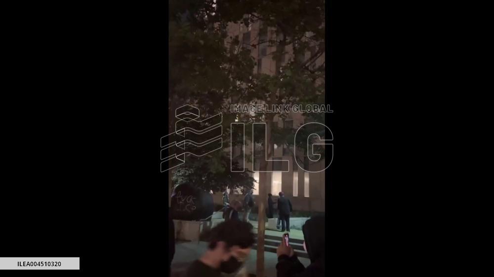 US: Rioters Target LAPD Headquarters Amid Escalating LA Protests 2