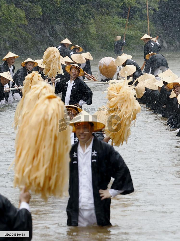 Rite at Ise Jingu shrine in Mie Pref.