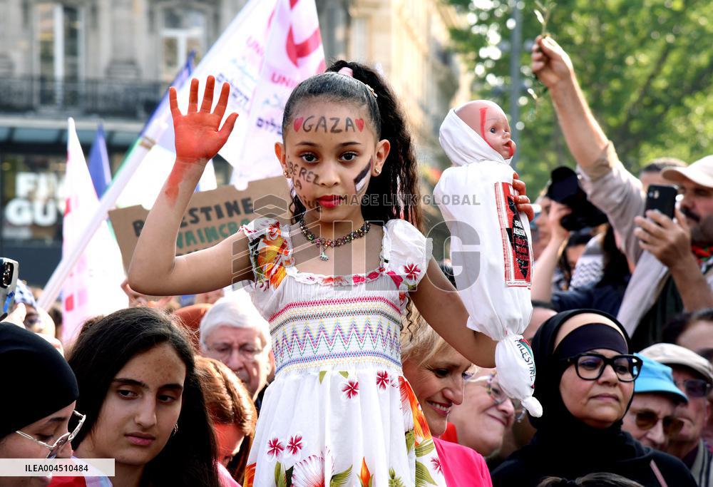 Pro-Palestinian Rally For Freedom Flotilla Madleen - Paris