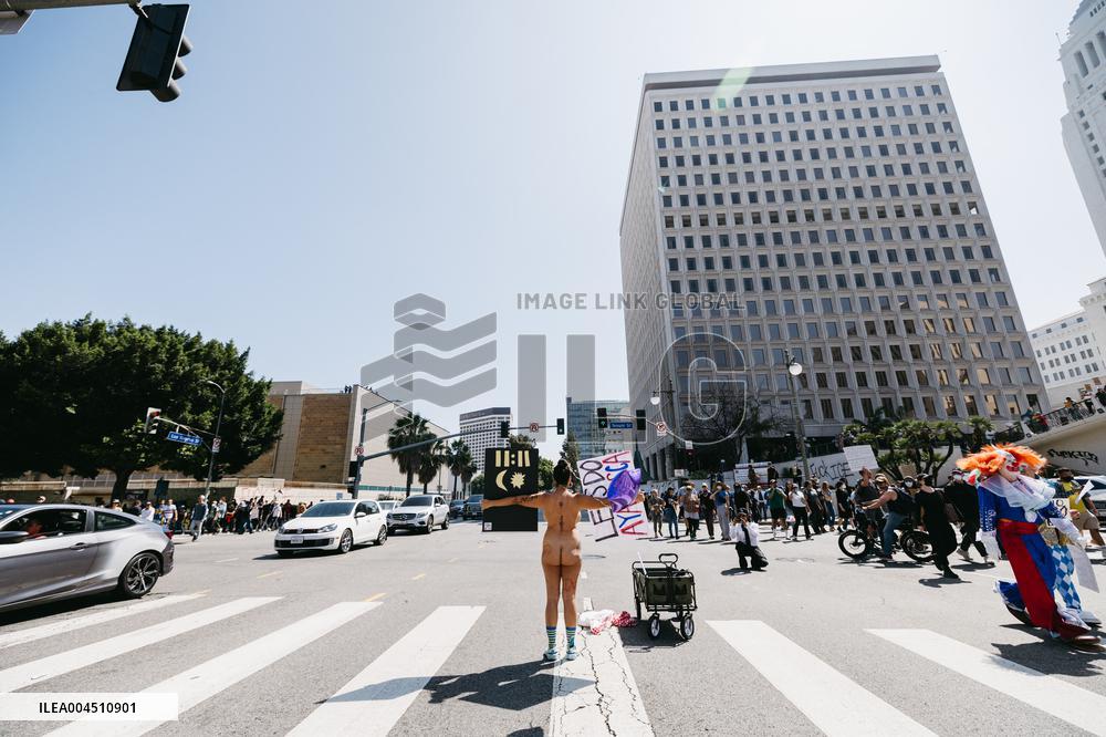 ICE Raids Spark Protest Riot - LA