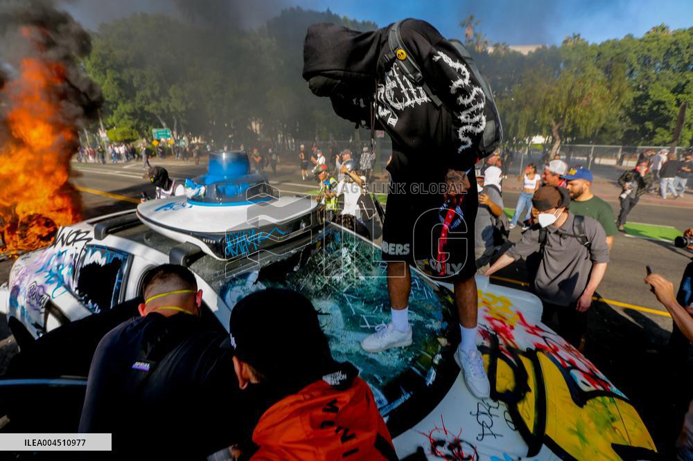 ICE Raids Spark Protest Riot - LA